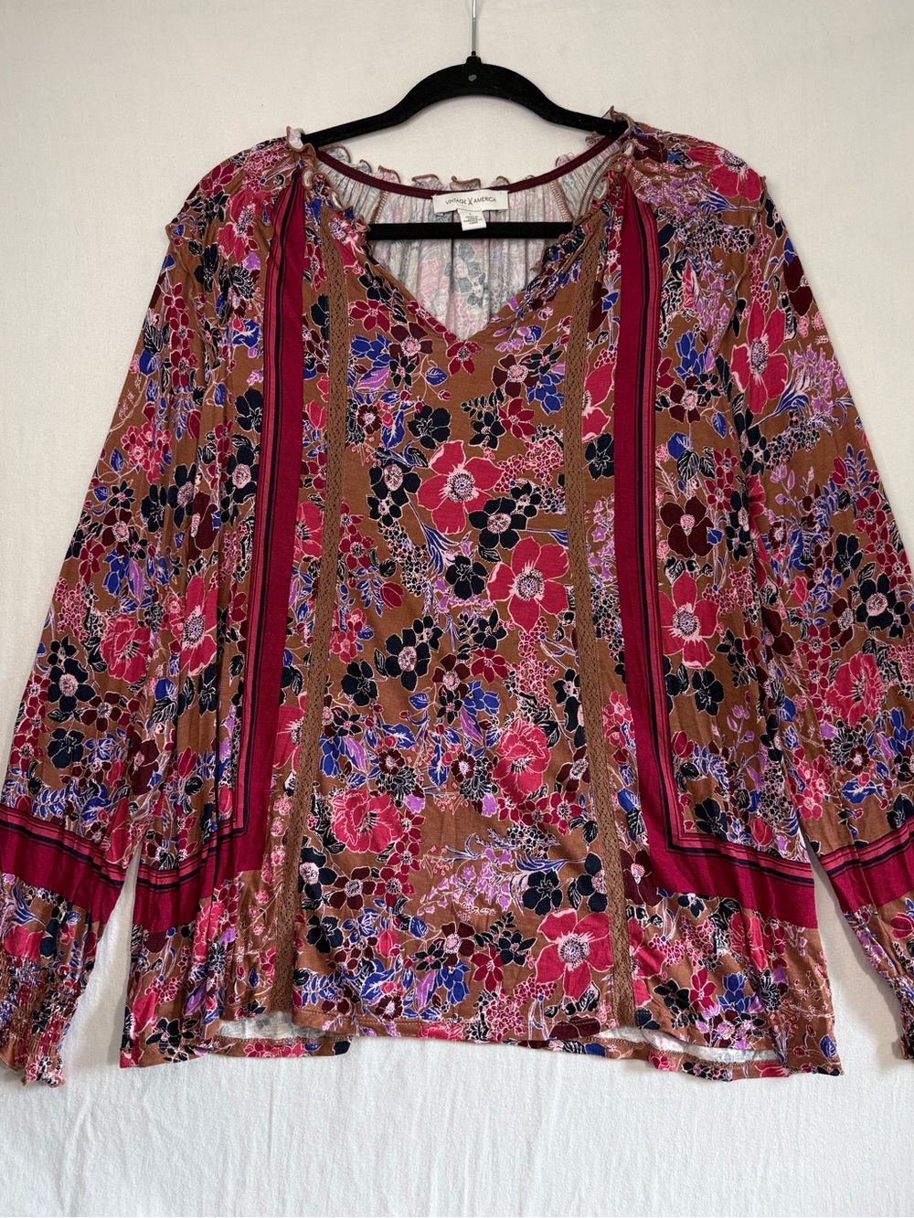 Vintage America Women’s Floral Boho V-Neck Long sleeve Blouse in Brown & Pink L
